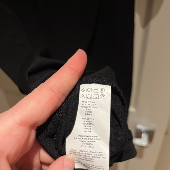 Michael Kors V Neck T-Shirt - NWOT - Picture 2 of 6